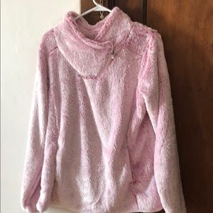 Fluffy pullover sweater.